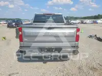 2025 Chevrolet Silverado photo