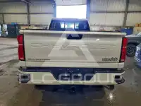 2025 Chevrolet Silverado фото