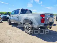 2025 Chevrolet Silverado photo