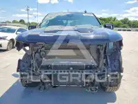 2025 Chevrolet Silverado фото