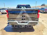 2025 Chevrolet Silverado photo