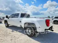 2025 Chevrolet Silverado фото