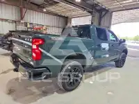 2025 Chevrolet Silverado фото