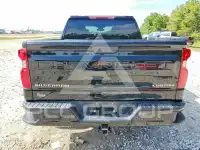 2025 Chevrolet Silverado фото