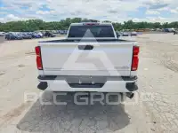 2025 Chevrolet Silverado фото