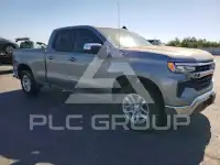 2025 Chevrolet Silverado photo