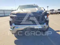 2025 Chevrolet Silverado photo