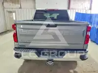 2025 Chevrolet Silverado photo