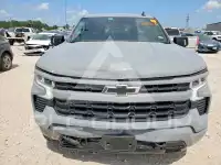 2025 Chevrolet Silverado photo