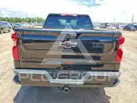 2025 Chevrolet Silverado photo