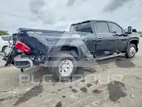 2025 Chevrolet Silverado photo