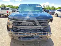 2025 Chevrolet Silverado photo