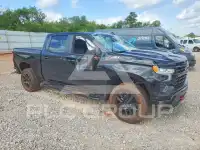 2025 Chevrolet Silverado фото
