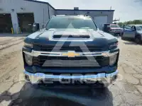 2025 Chevrolet Silverado фото