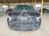 2025 Chevrolet Silverado photo