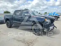 2025 Chevrolet Silverado фото