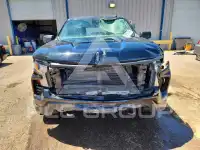 2025 Chevrolet Silverado photo