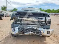 2025 Chevrolet Silverado фото