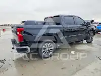 2025 Chevrolet Silverado photo