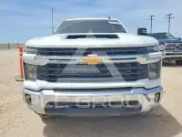 2025 Chevrolet Silverado фото