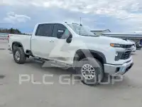 2025 Chevrolet Silverado фото