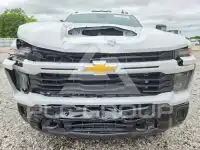 2025 Chevrolet Silverado фото