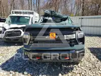 2025 Chevrolet Silverado фото