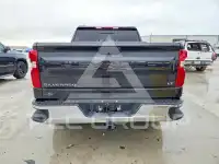 2025 Chevrolet Silverado photo