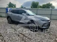 2025 Chevrolet Blazer photo