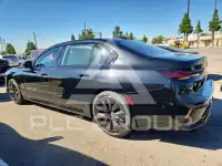 2025 BMW 740 фото