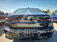 2025 BMW 740 фото
