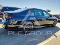 2025 BMW 740 фото