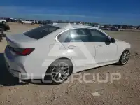 2025 BMW 330 photo