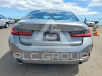 2025 BMW 330 фото
