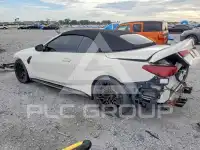 2025 BMW M4 фото