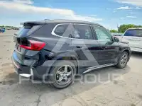 2025 BMW X1 фото