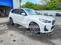 2025 BMW X1 фото