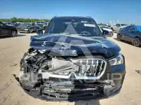 2025 BMW X1 фото