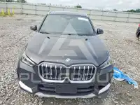 2025 BMW X1 фото
