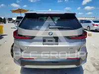 2025 BMW X1 фото