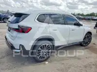 2025 BMW X1 photo