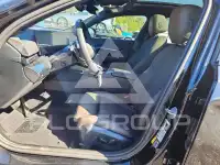 2025 BMW 550 фото