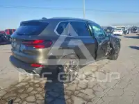 2025 BMW X5 photo