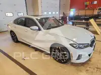 2025 BMW 330 photo