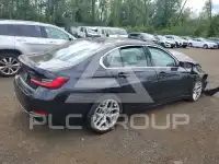 2025 BMW 330 фото