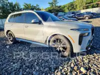 2025 BMW X7 фото
