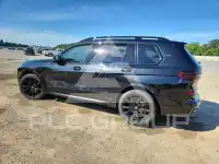 2025 BMW X7 фото