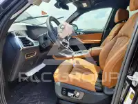 2025 BMW X7 фото