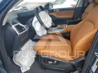 2025 BMW X7 фото