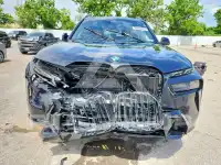 2025 BMW X7 фото